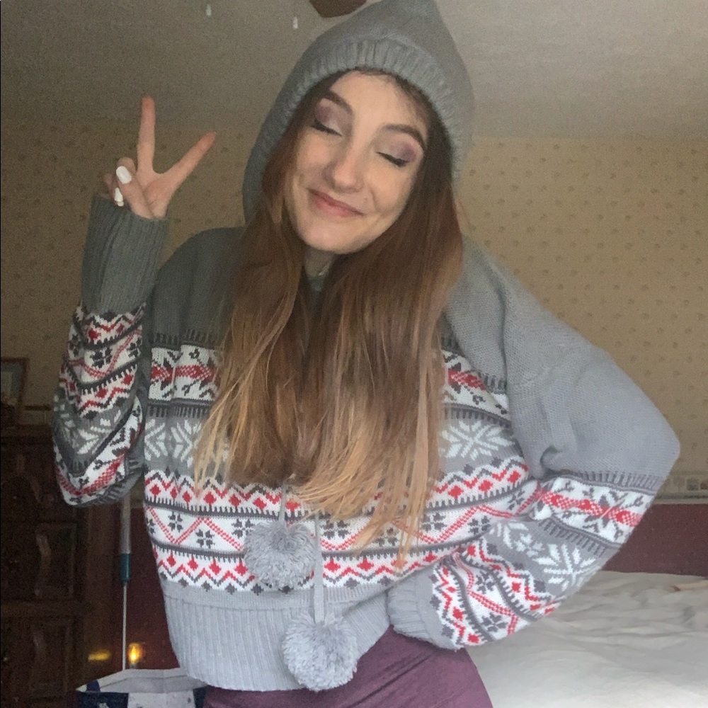 winter snowflake sweater hoodie!!